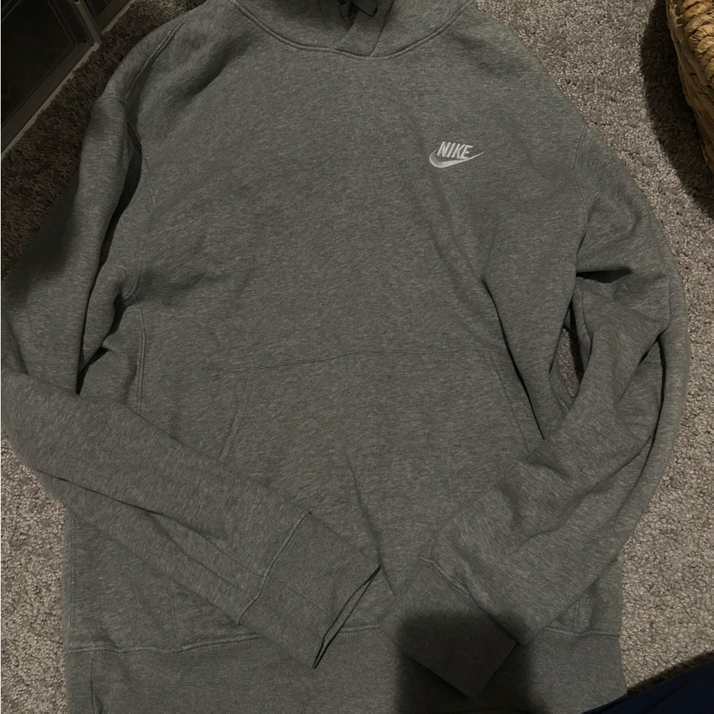 nike hoodie